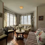 Rio بيت ريفي 3*